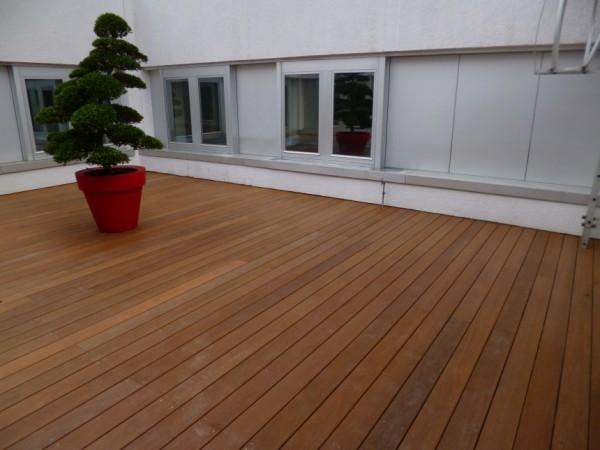 Des professionnels de l’aménagement extérieur en bois à Paris