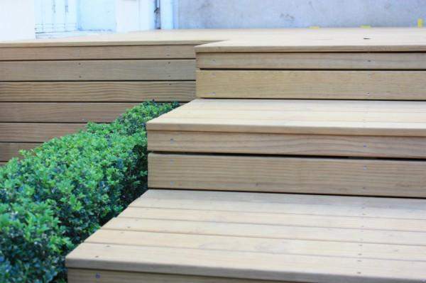 Atelier de fabrication de lames de terrasses en bois à Paris