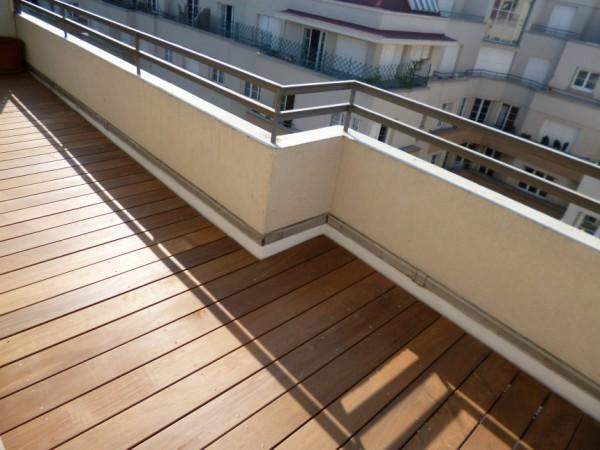 Tous travaux d’aménagement de balcons en bois à Paris