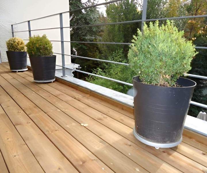 Aménagement de balcons en bois Paris