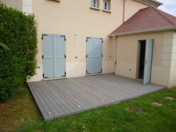 Atelier de fabrication de lames de terrasses en bois à Paris
