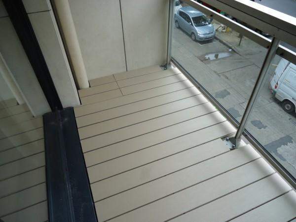 Aménagement de balcons en bois Paris