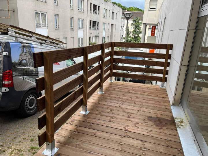 Réparation de terrasses et de balcons en bois à Paris