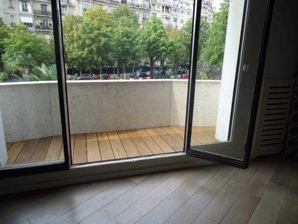 Aménagement de balcons en bois Paris