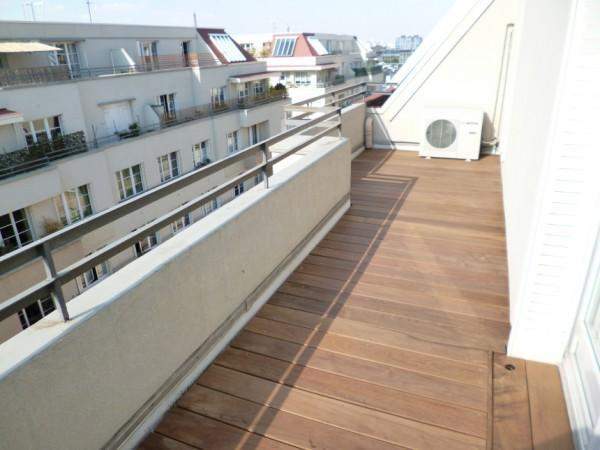 Aménagement de balcons en bois Paris